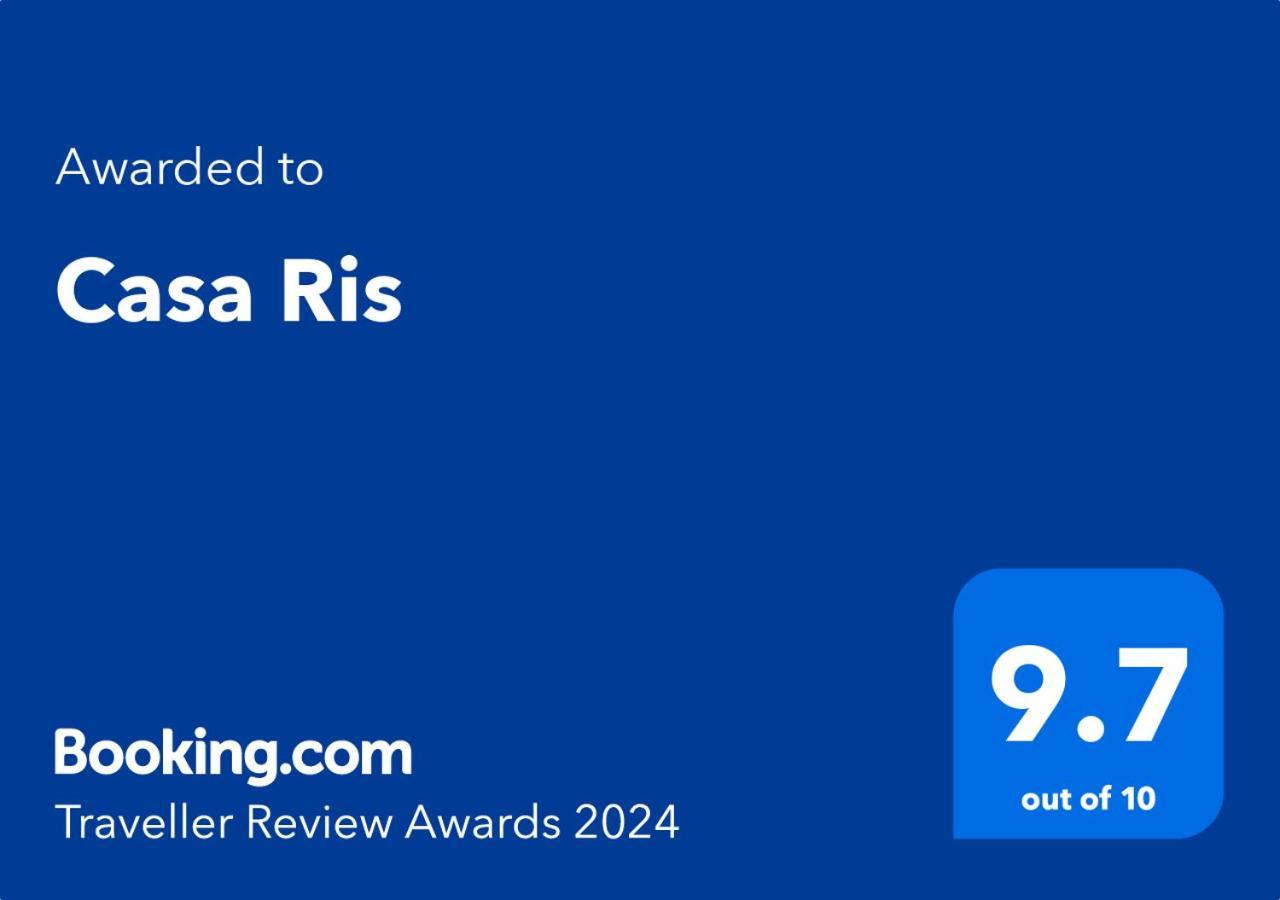 Casa Ris Hotel Targu Jiu Ngoại thất bức ảnh